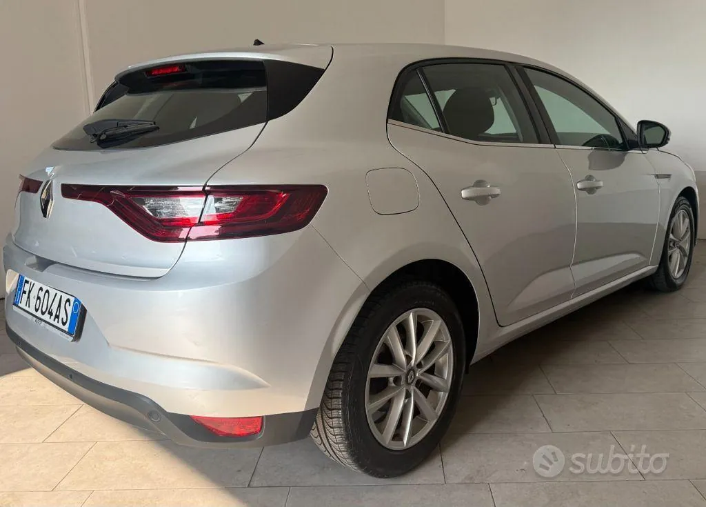 Renault Megane 2017 photo 4