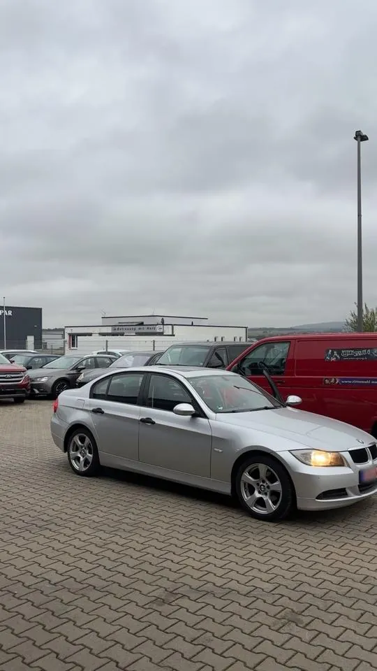 BMW E90