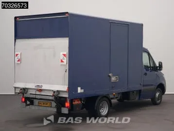 Mercedes-Benz Sprinter 2023 photo 2