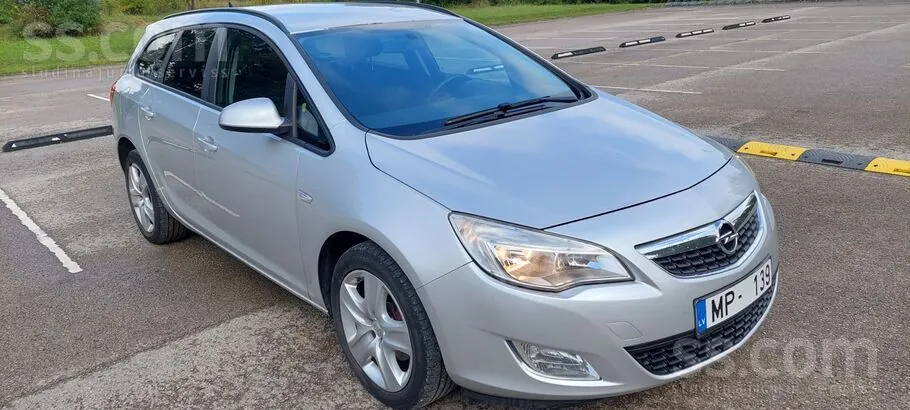 Opel Astra 2011 photo 5