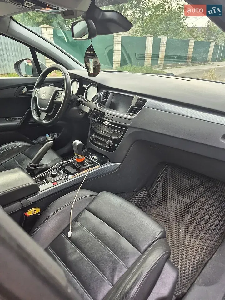 Peugeot 508 2011 photo 3