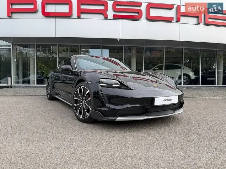 Porsche Taycan Cross Turismo 2023 photo 5