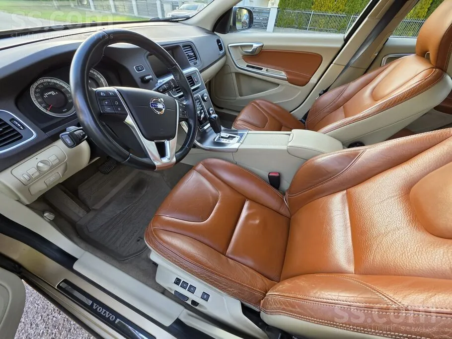 Volvo S60 2011 photo 3