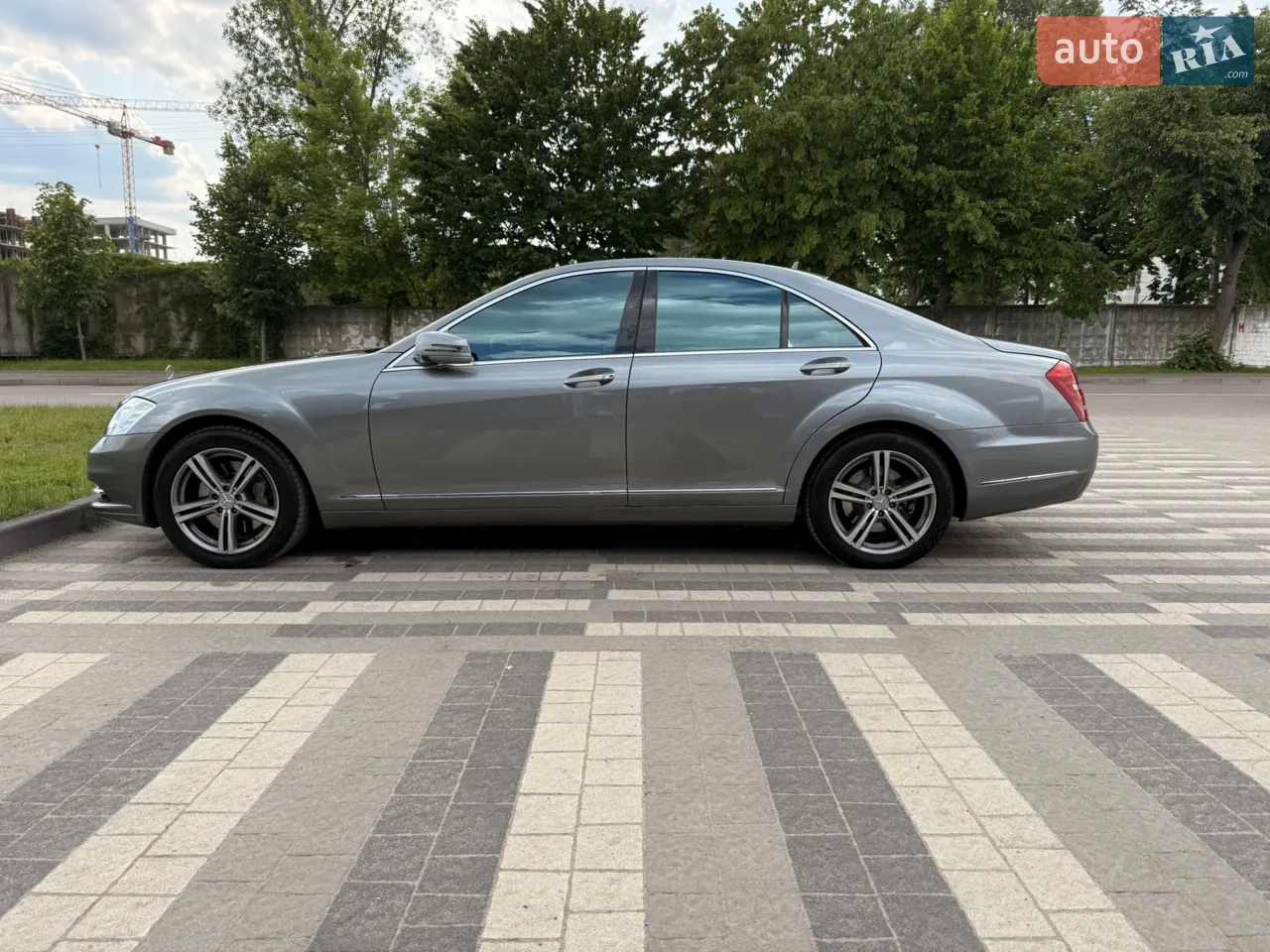 Mercedes-Benz S-Class 2009 photo 3