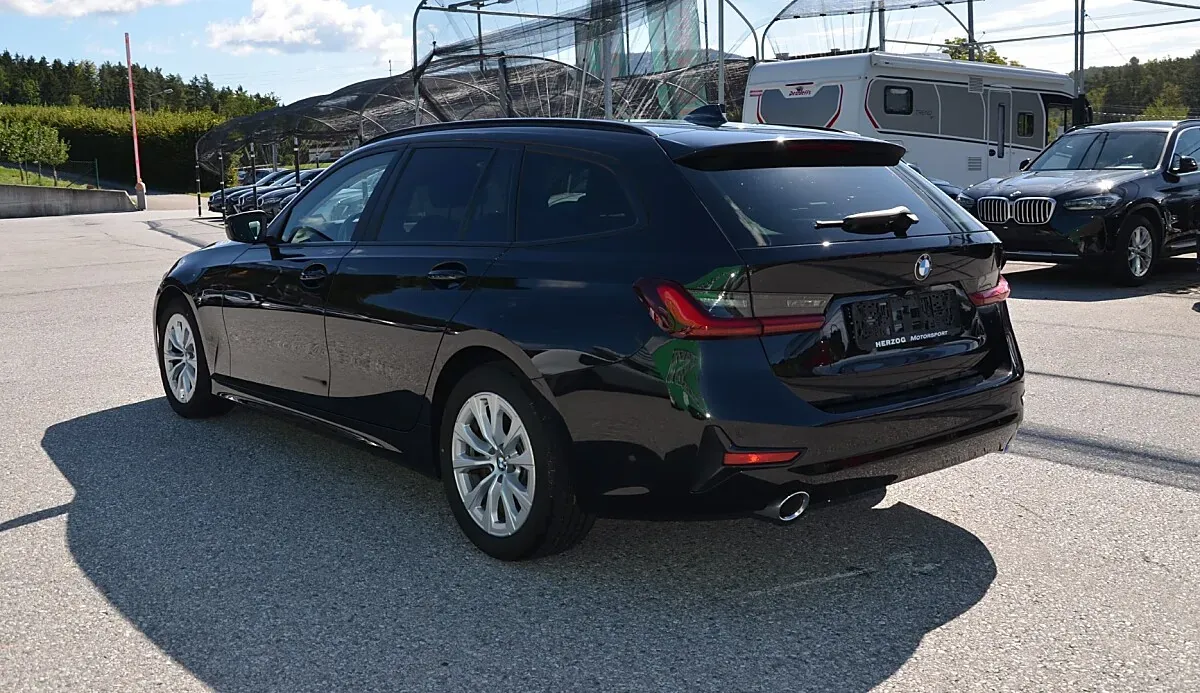 BMW 3 Series 2021 photo 3