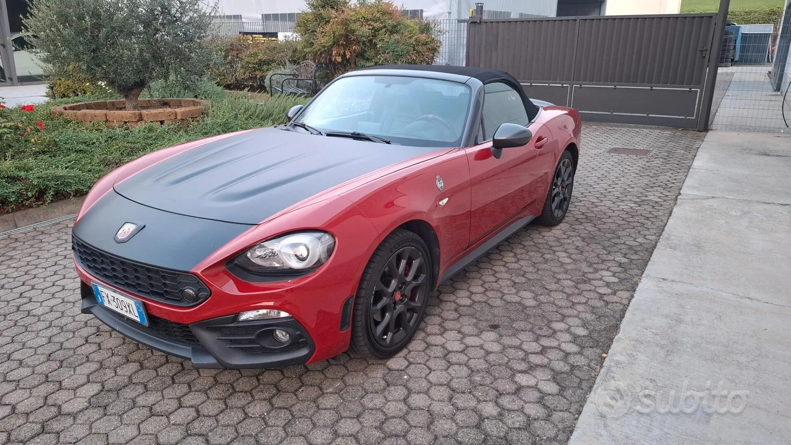 Abarth 124 Spider