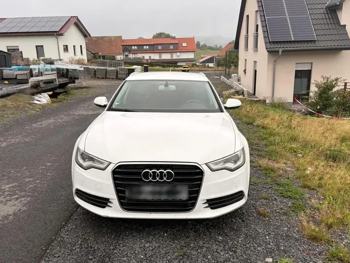 Audi A6 Avant