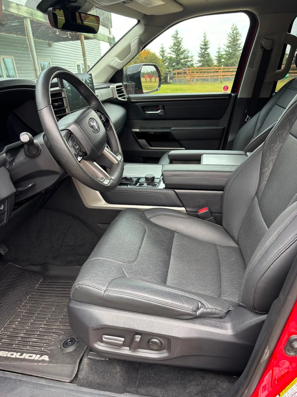 Toyota Sequoia 2024 photo 5