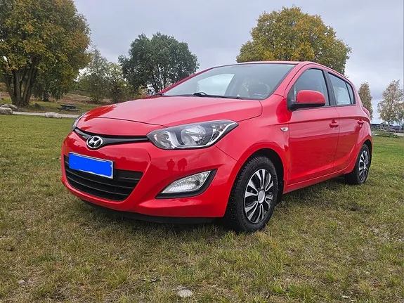 Hyundai I20 2013 photo 2