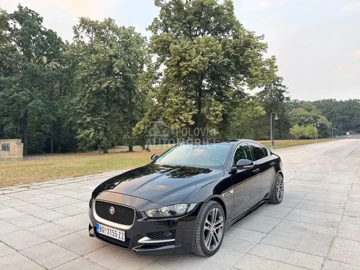 Jaguar Xe