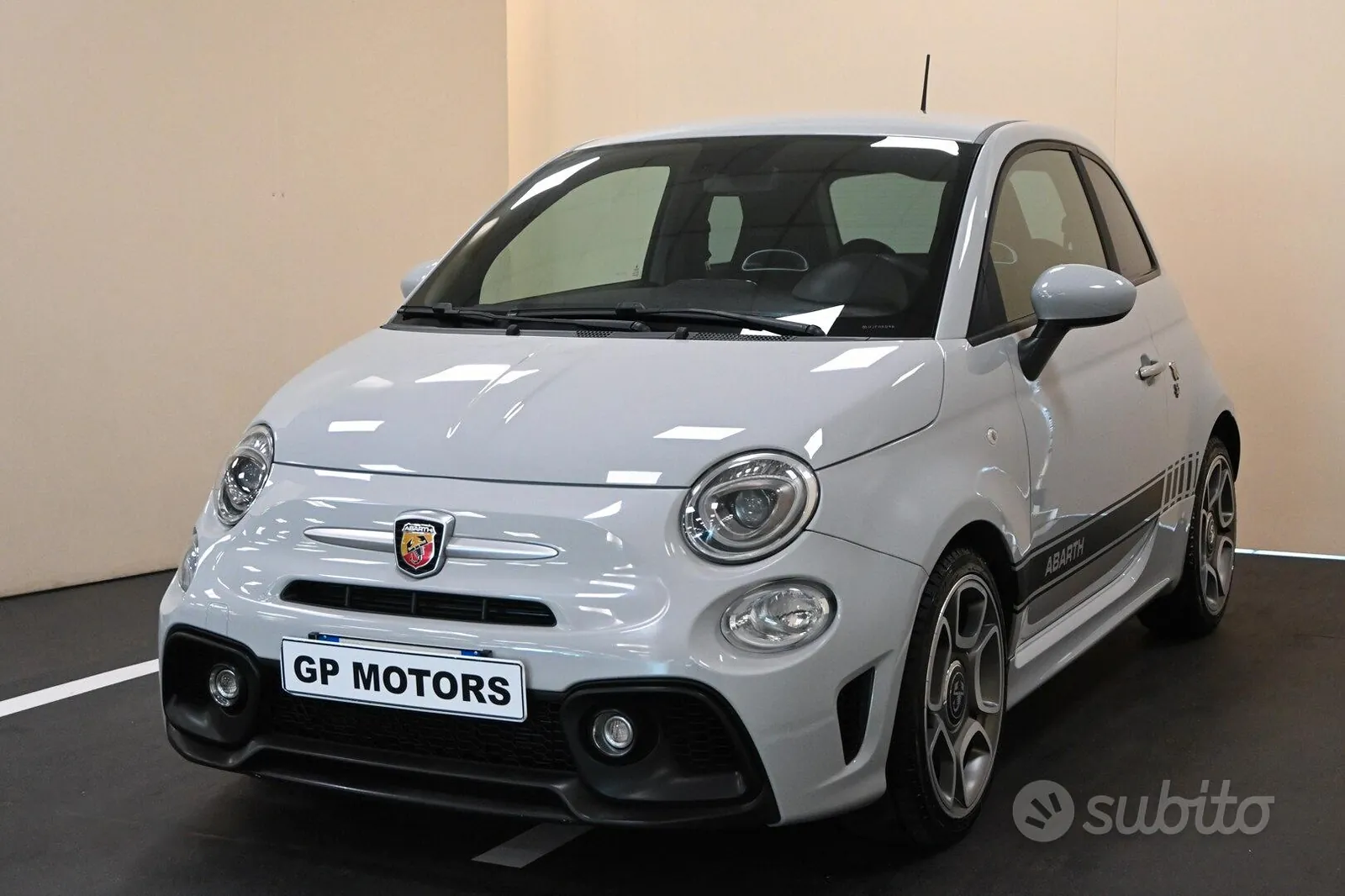 Abarth 595 2021 photo 2