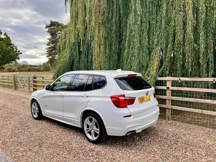 BMW X3 2012 photo 4