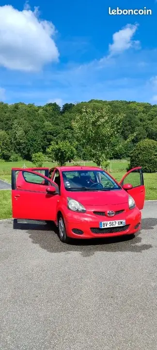 Toyota Aygo 2011 photo 3