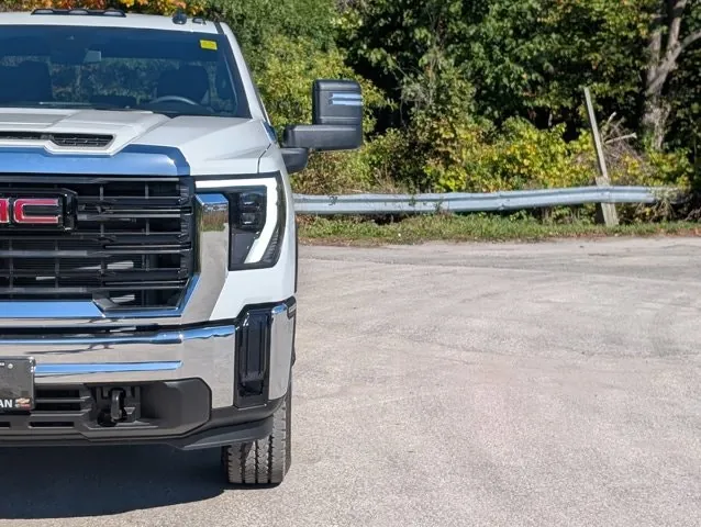 GMC Sierra 2500Hd 2026 photo 5