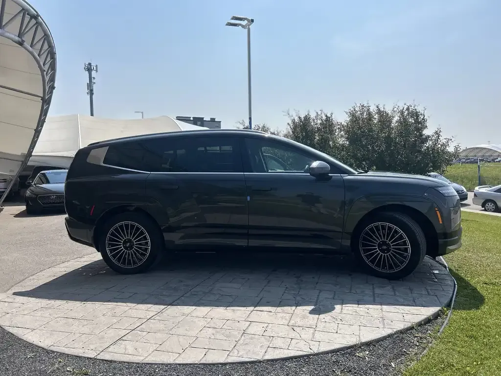 Hyundai Ioniq 9 2026 photo 5