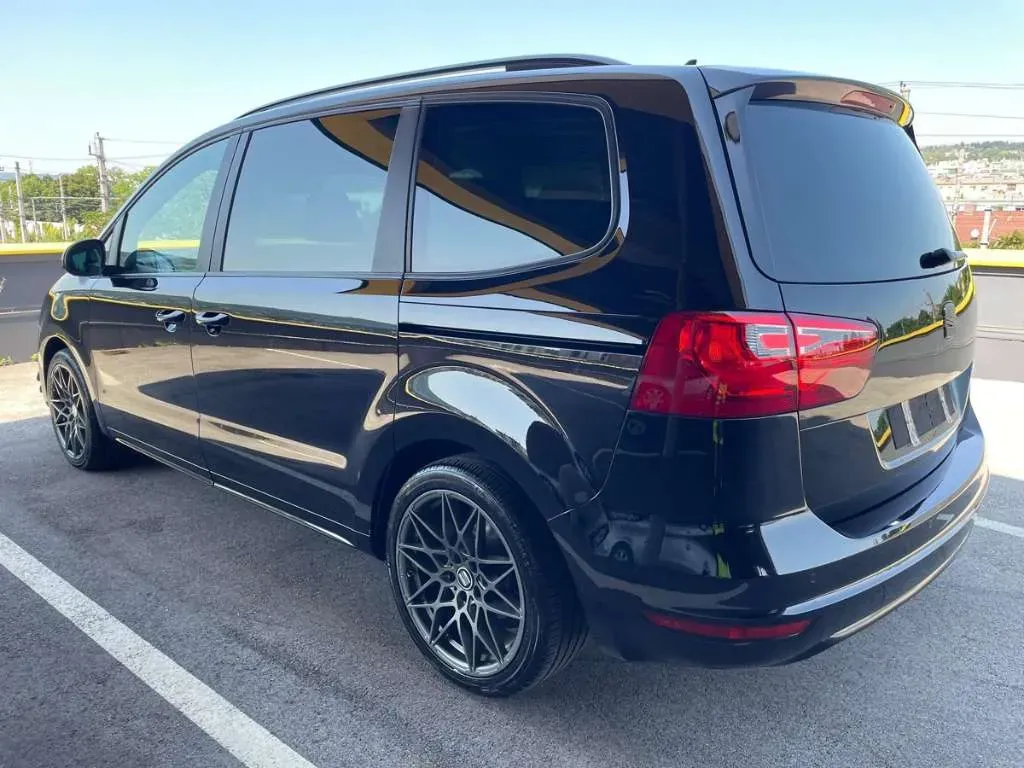 Seat Alhambra 2012 photo 2