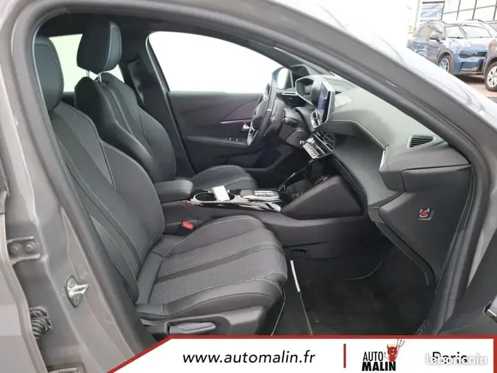 Peugeot 208 2024 photo 4
