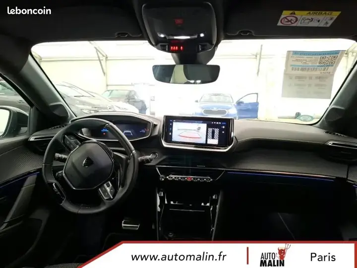 Peugeot 208 2024 photo 3