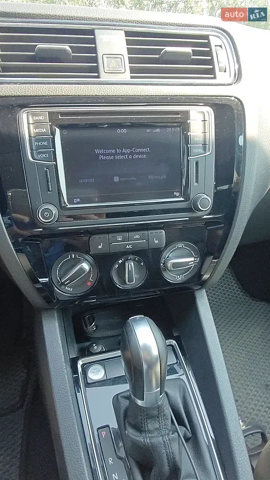 Volkswagen Jetta 2015 photo 5