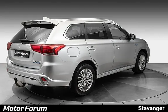 Mitsubishi Outlander 2019 photo 5