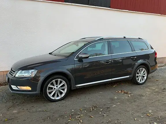 Volkswagen Passat Alltrack 2014 photo 2