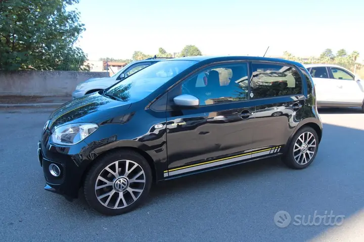 Volkswagen Up 2015 photo 3