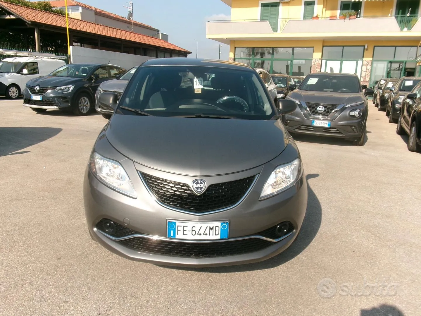 Lancia Ypsilon 2016 photo 2