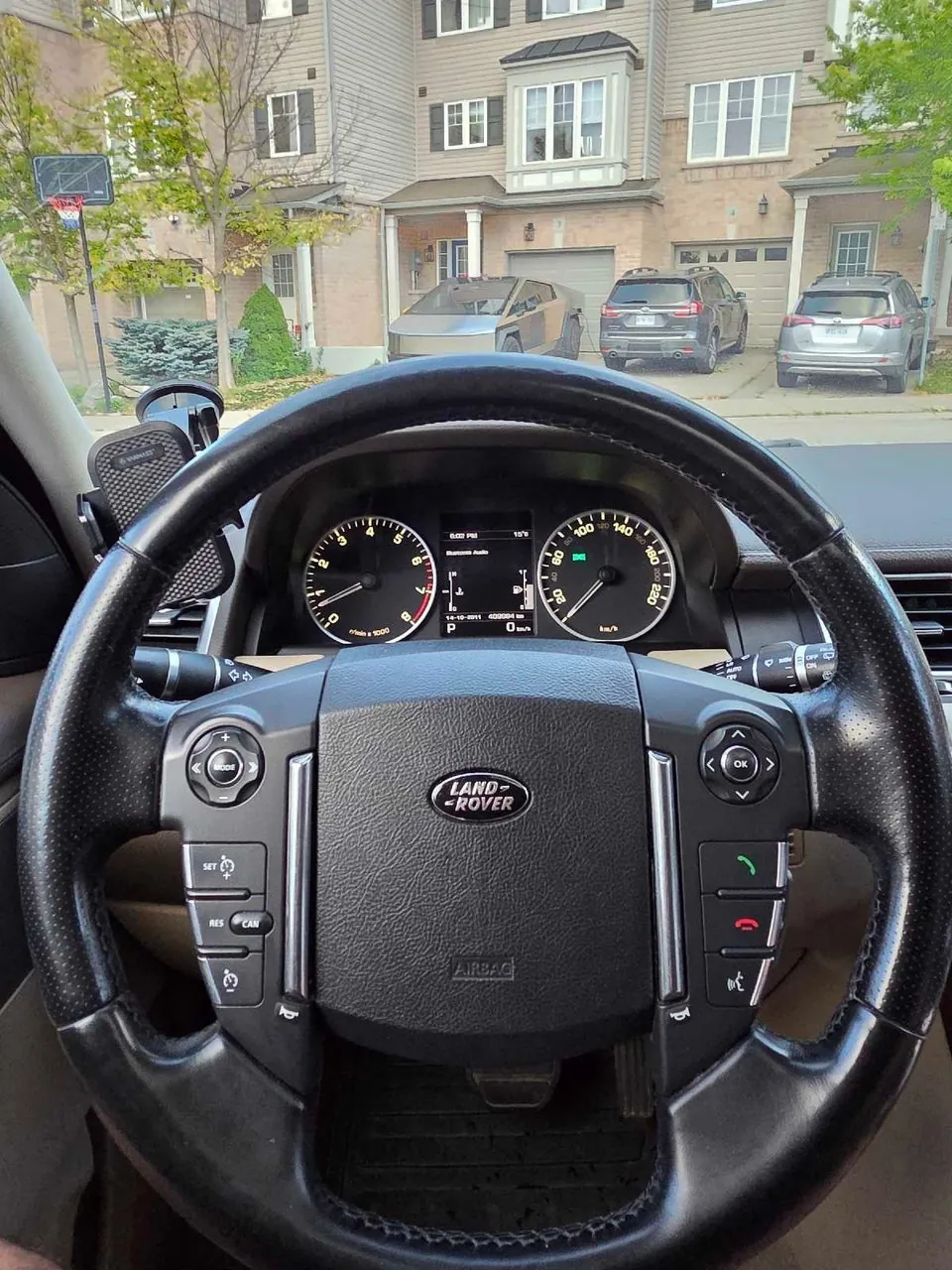 Land Rover Range Rover Sport 2013 photo 2
