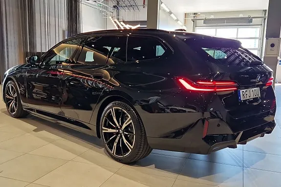 BMW 530E 2026 photo 2