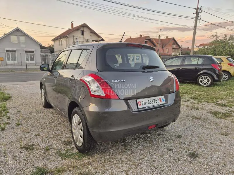 Suzuki Swift 2011 photo 5