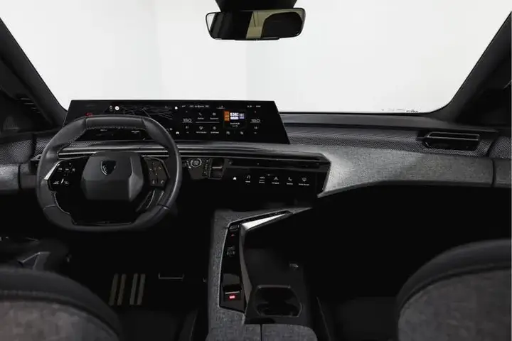 Peugeot 5008 2026 photo 3