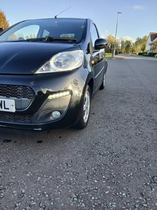 Peugeot 107 2012 photo 4