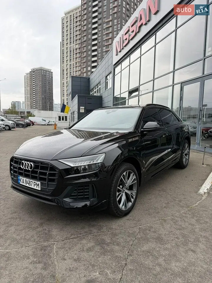 Audi Q8
