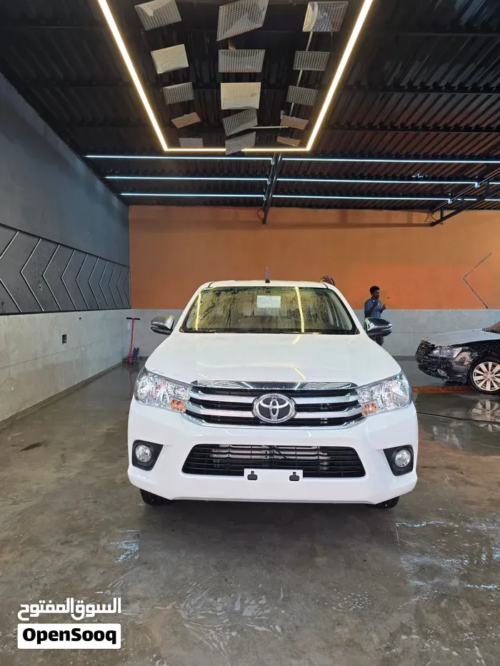 Toyota Hilux 2025 photo 4