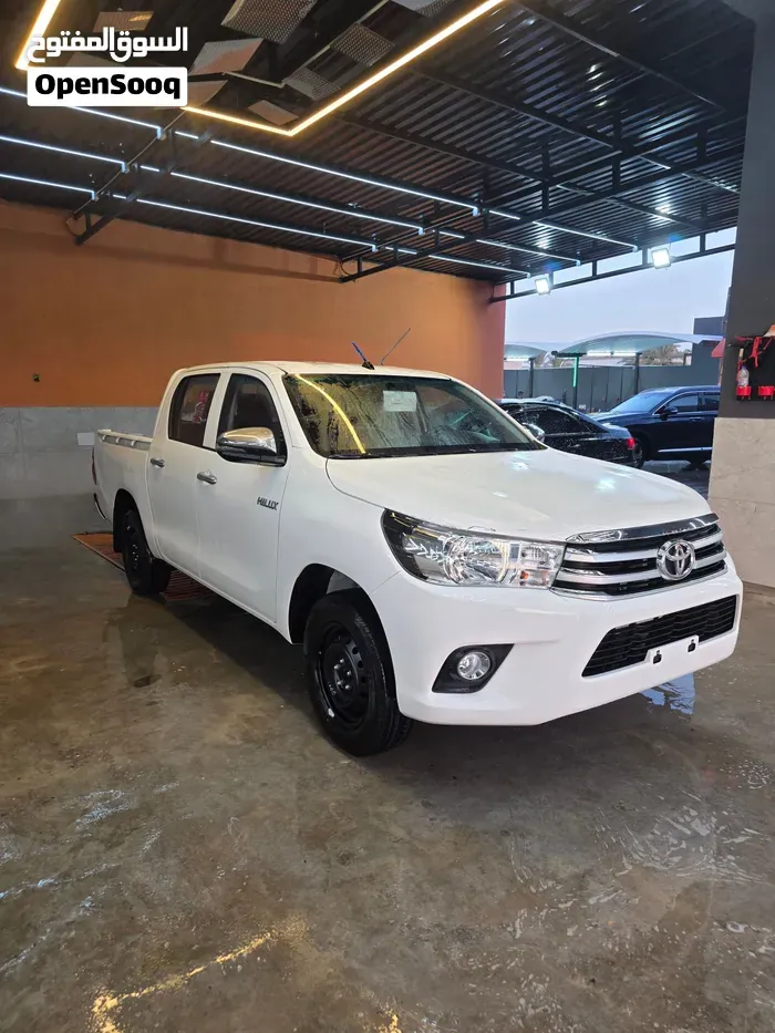 Toyota Hilux 2025 photo 3