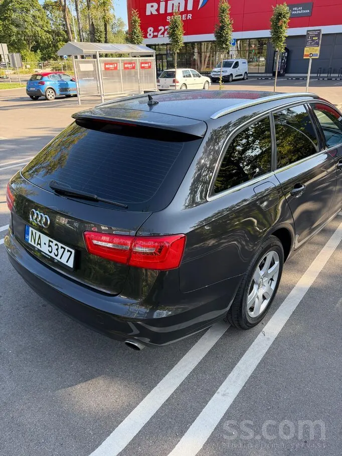 Audi A6 2012 photo 4