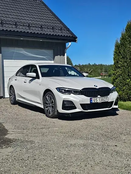 BMW 330E