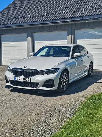BMW 330E 2020 photo 2