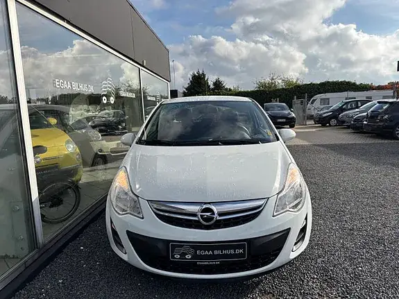 Opel Corsa 2013 photo 3