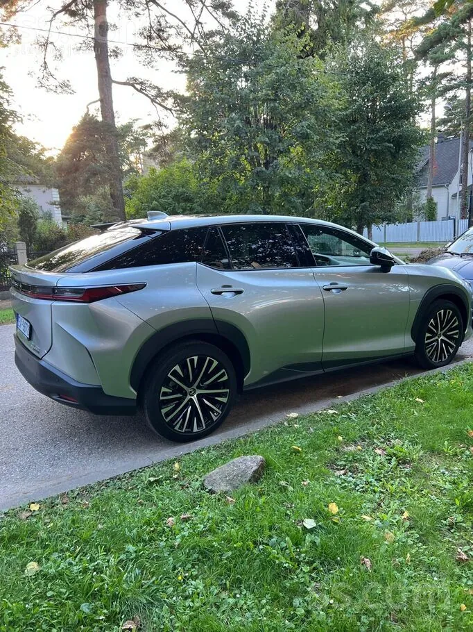 Lexus Rz 2023 photo 3