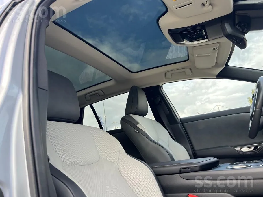 Lexus Rz 2023 photo 5