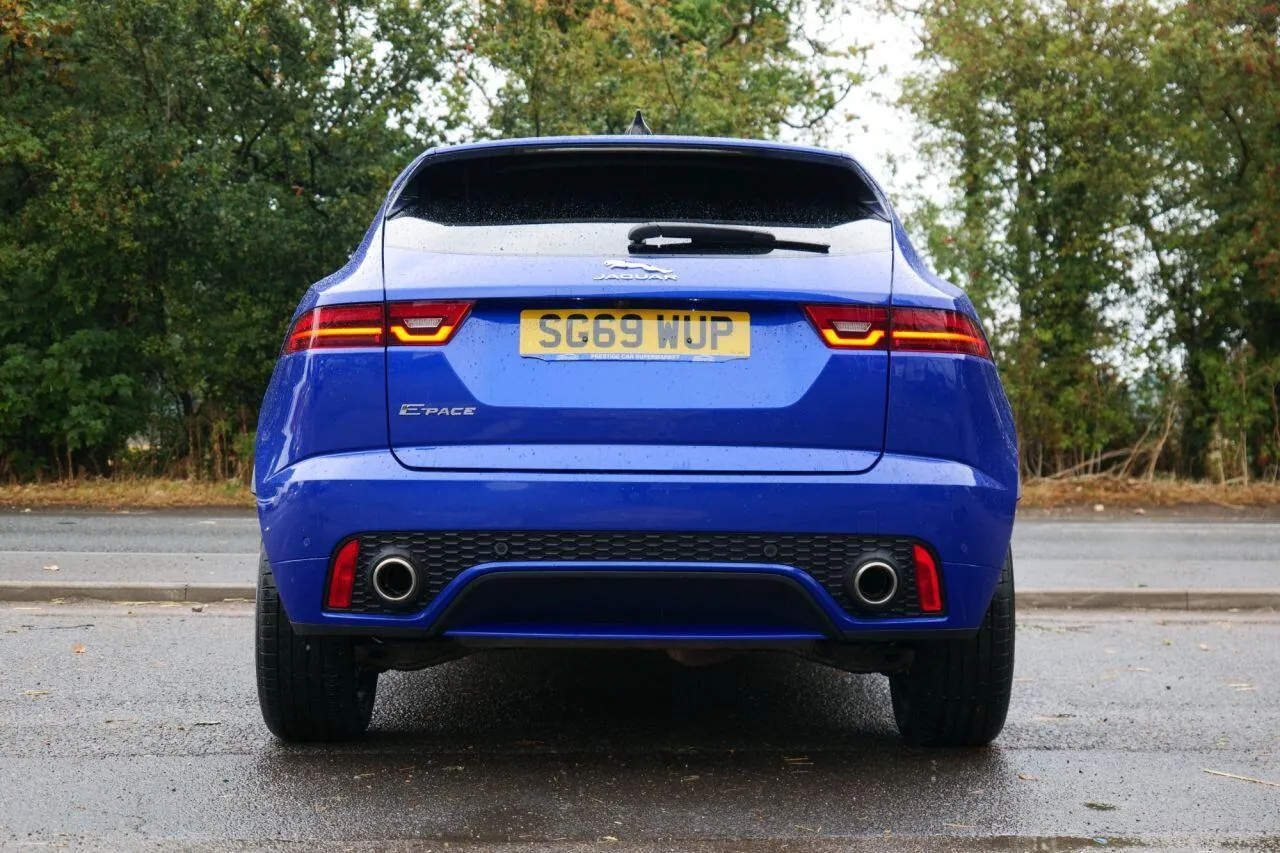 Jaguar E-Pace 2019 photo 5