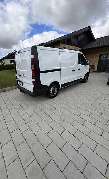 Opel Vivaro 2016 photo 3