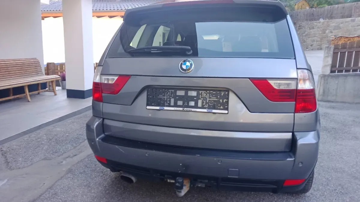 BMW X3 2010 photo 3