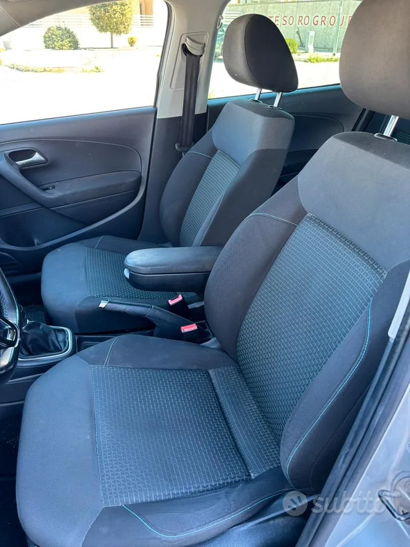Volkswagen Polo 2015 photo 5