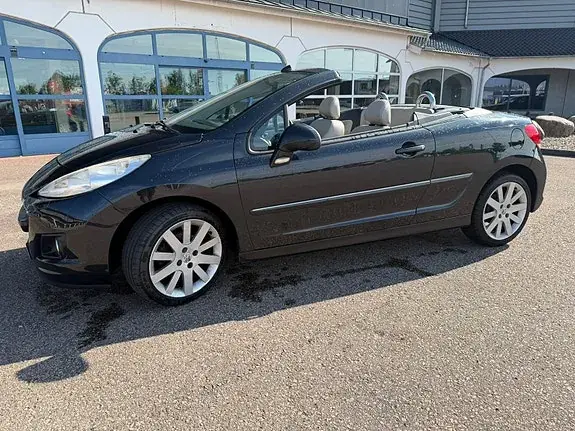 Peugeot 207 Cc 2011 photo 4