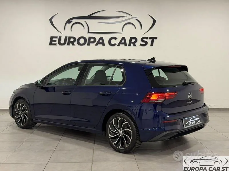 Volkswagen Golf 2023 photo 4