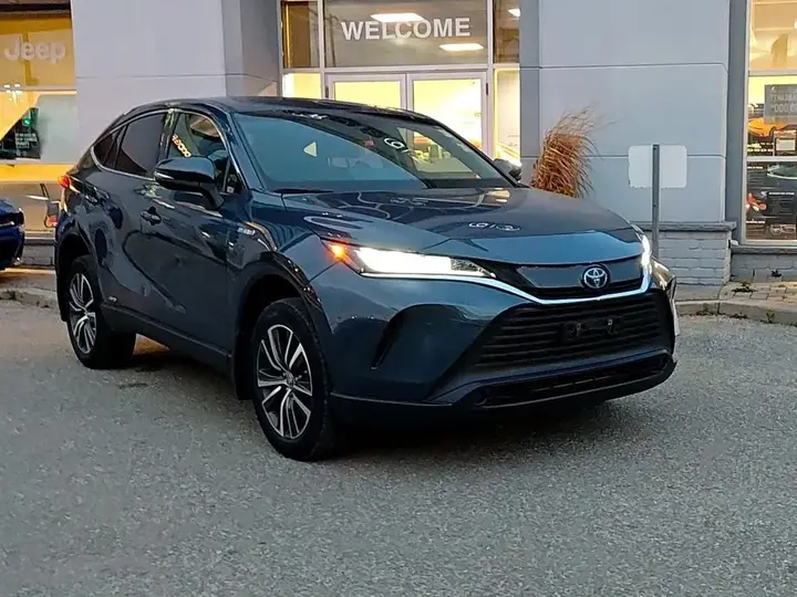 Toyota Venza 2021 photo 2