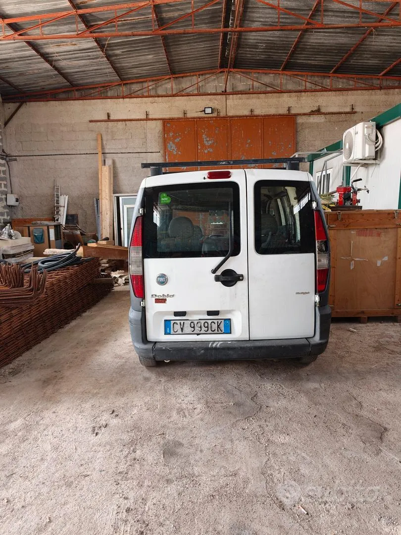Fiat Doblo 2005 photo 2