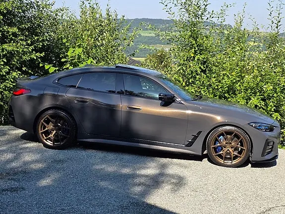 BMW I4 2022 photo 5